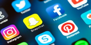 Snapchat, WhatsApp, Skype… Players in a new OTT global communication market which will grow to 32 billion EUR by 2021